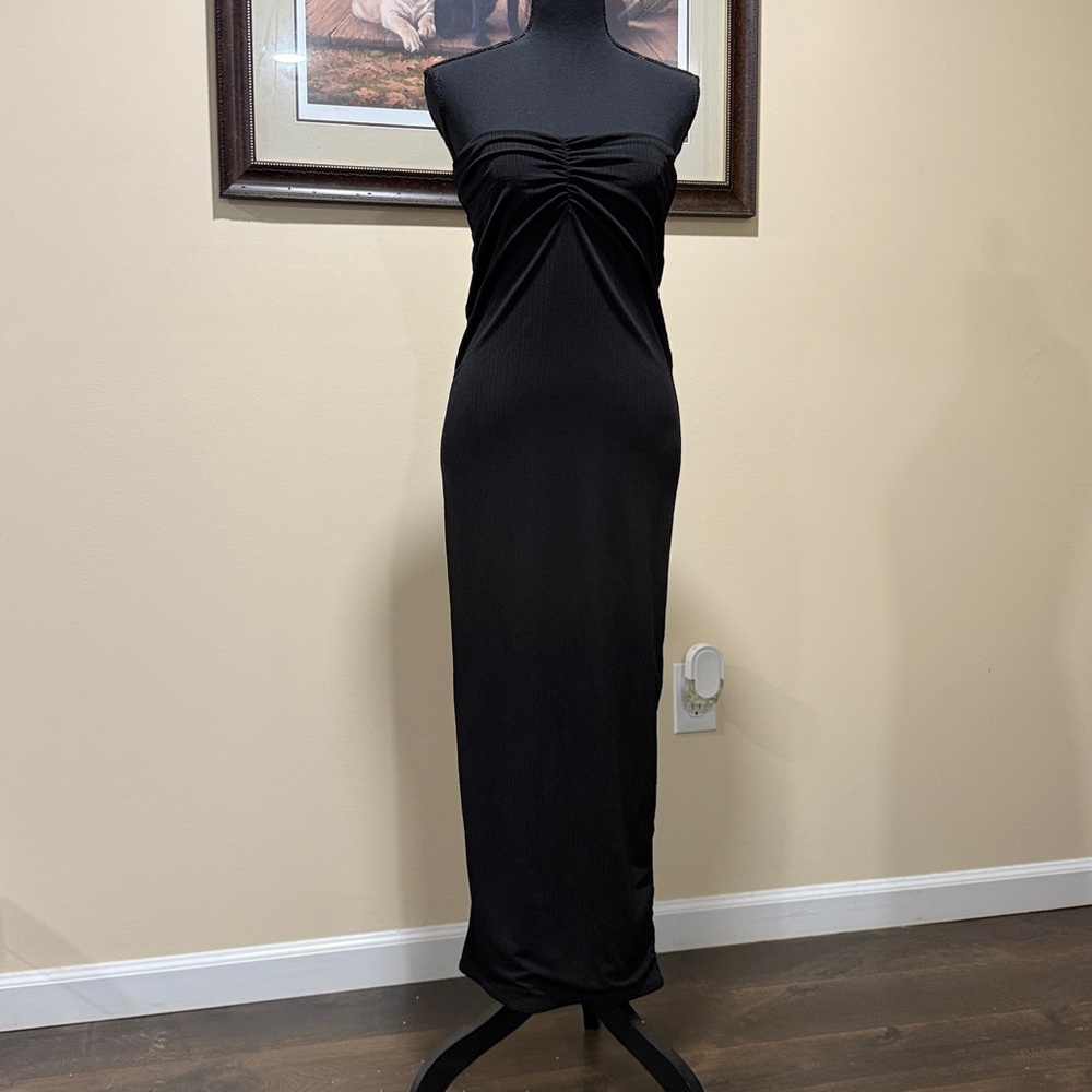 Naked Wardrobe Black Strapless Tube Top Form Fitted Dress